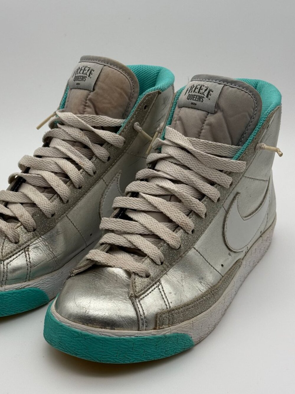 Nike Blazer High Freeze Queens Metallic Silver Sneakers Women's 8.5